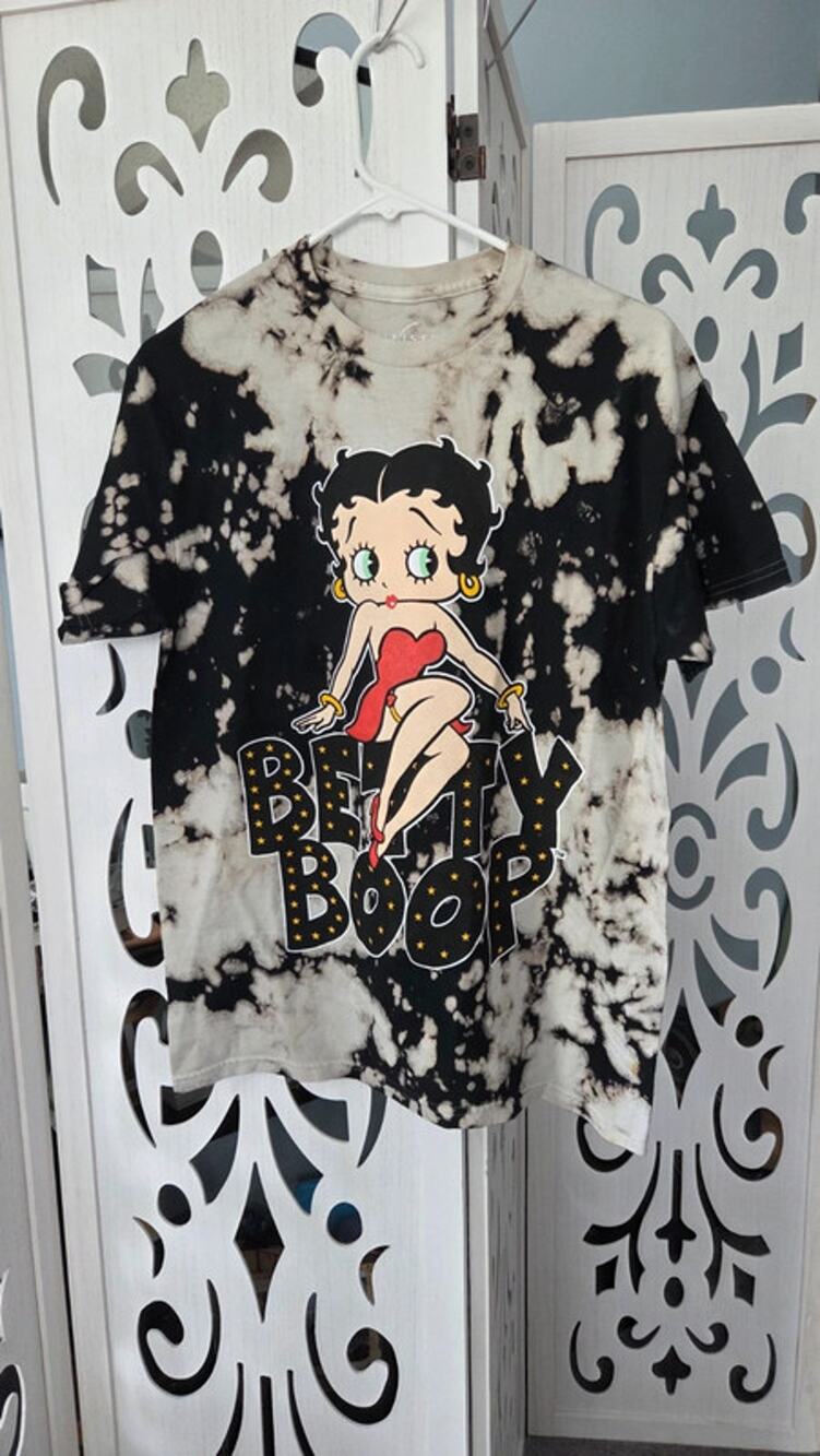 Betty Boop Bleach Tie Dye Graphic Tee Womens Small Retro Cartoon Shirt